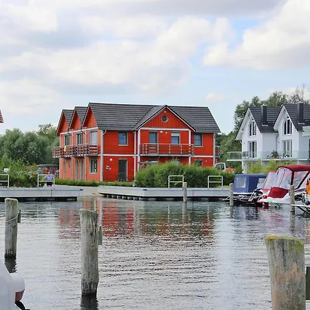 In Plau Am See, Cleaning Included Apartment